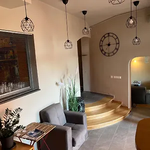 Cukrarna Guest Ostello Kranj