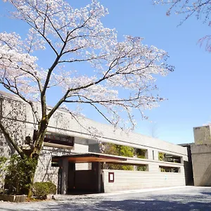 https://hoshino-resorts-kai-hakone.hotelshakone.com